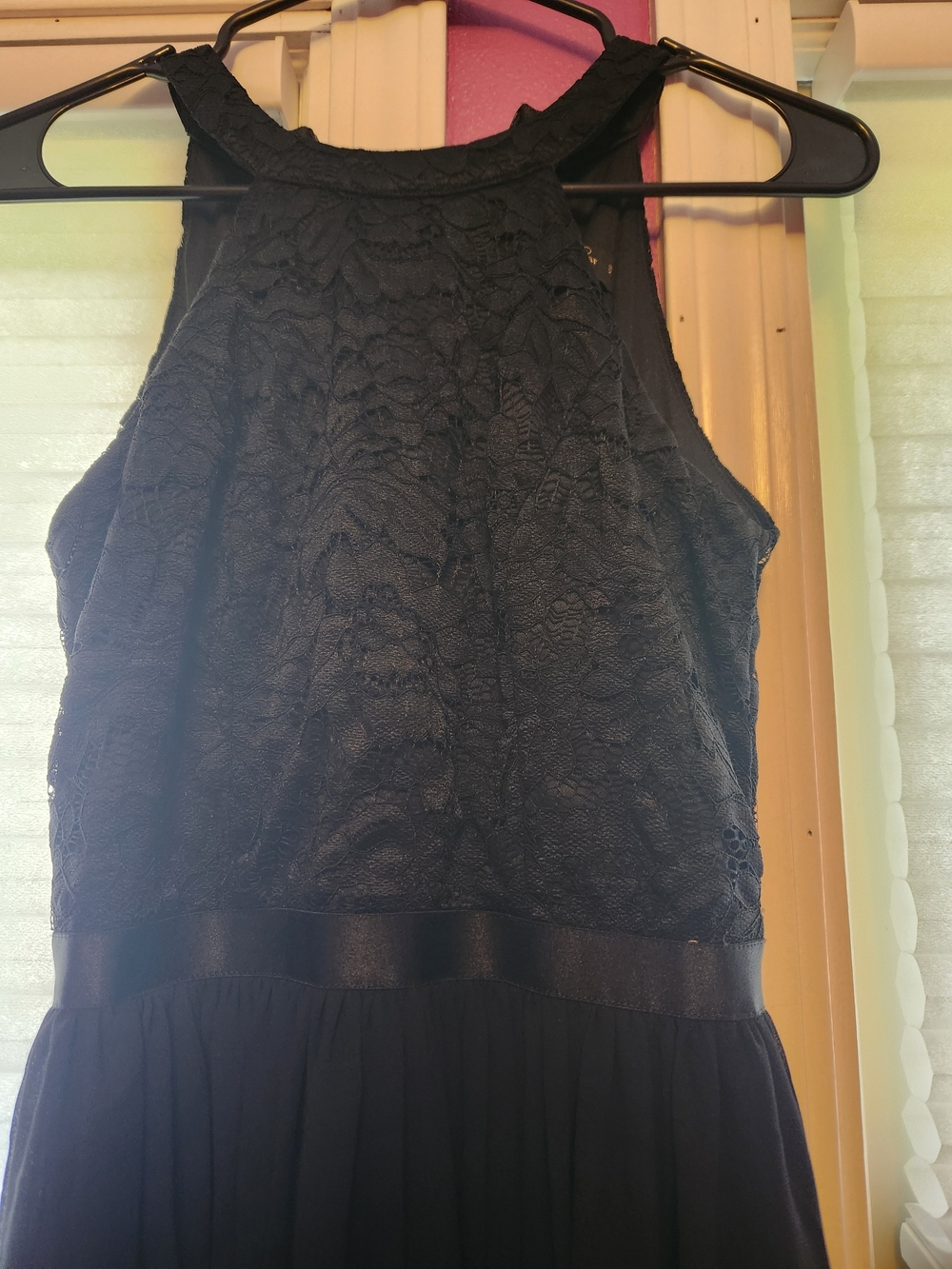 Elegant Black Lace Bodice Maxi Dress - Women - Picture 2 of 3